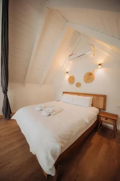 Bungalow 2+1 Oda, Doğa Manzaralı, Özel Havuzlu,